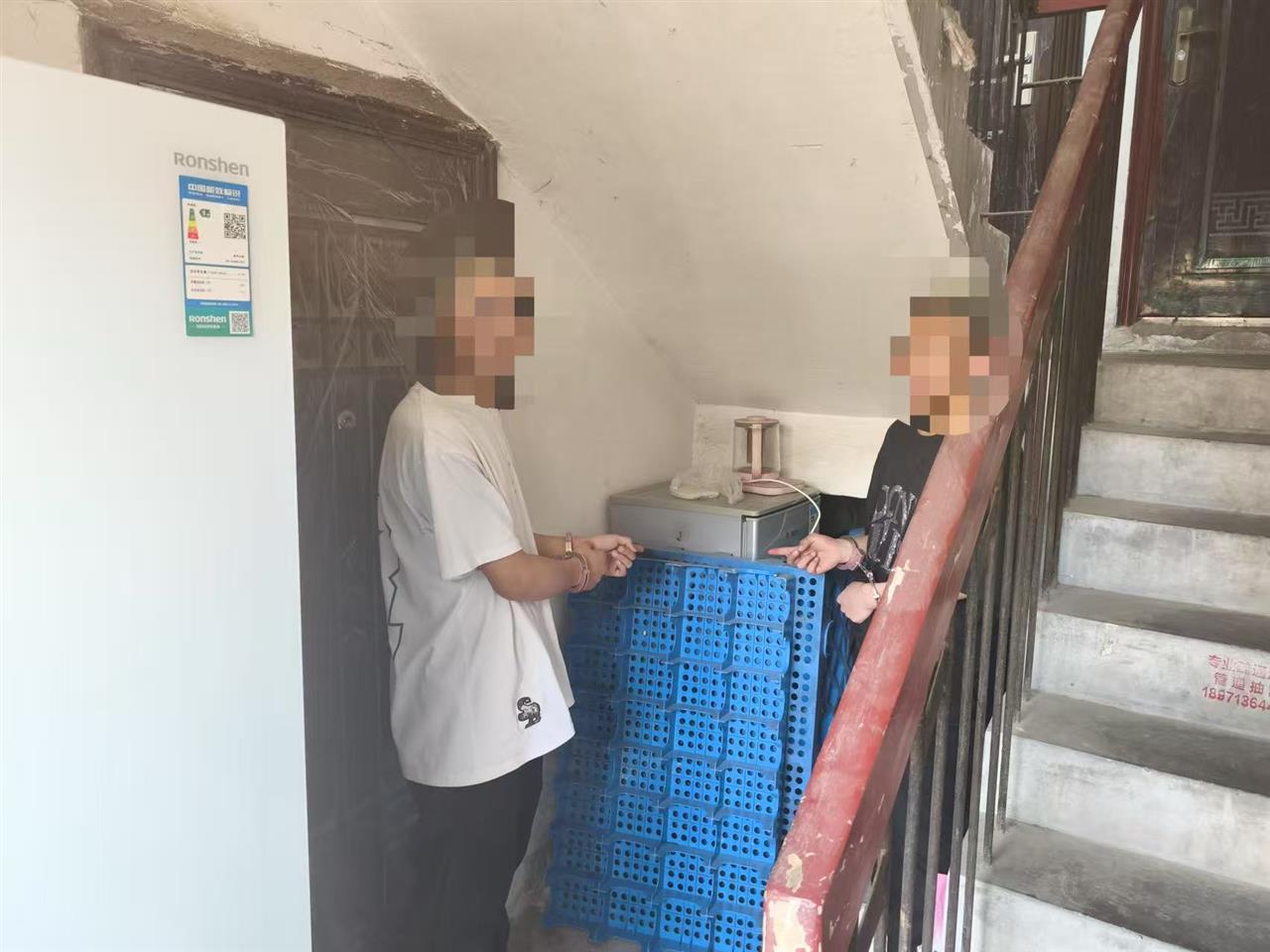 保险柜变成了冰箱 小偷中计仓皇而逃 被民警快速抓获
