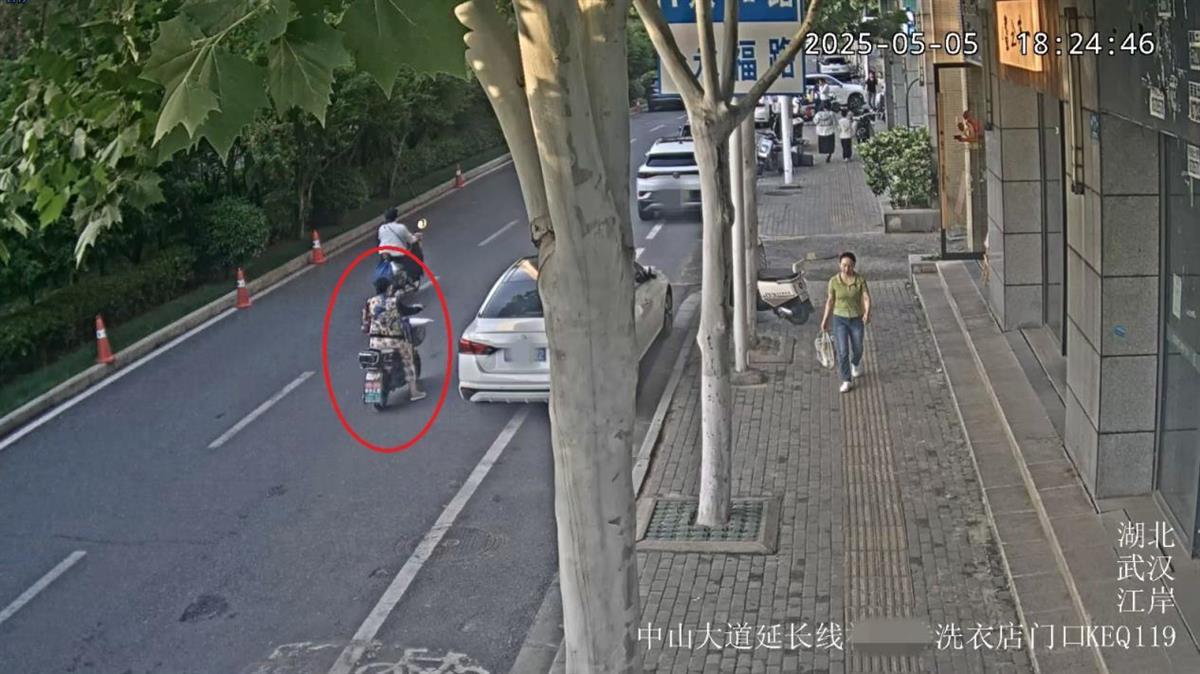 价值万余元的3双名牌鞋被当作垃圾扔了！民警连夜追查帮忙找回