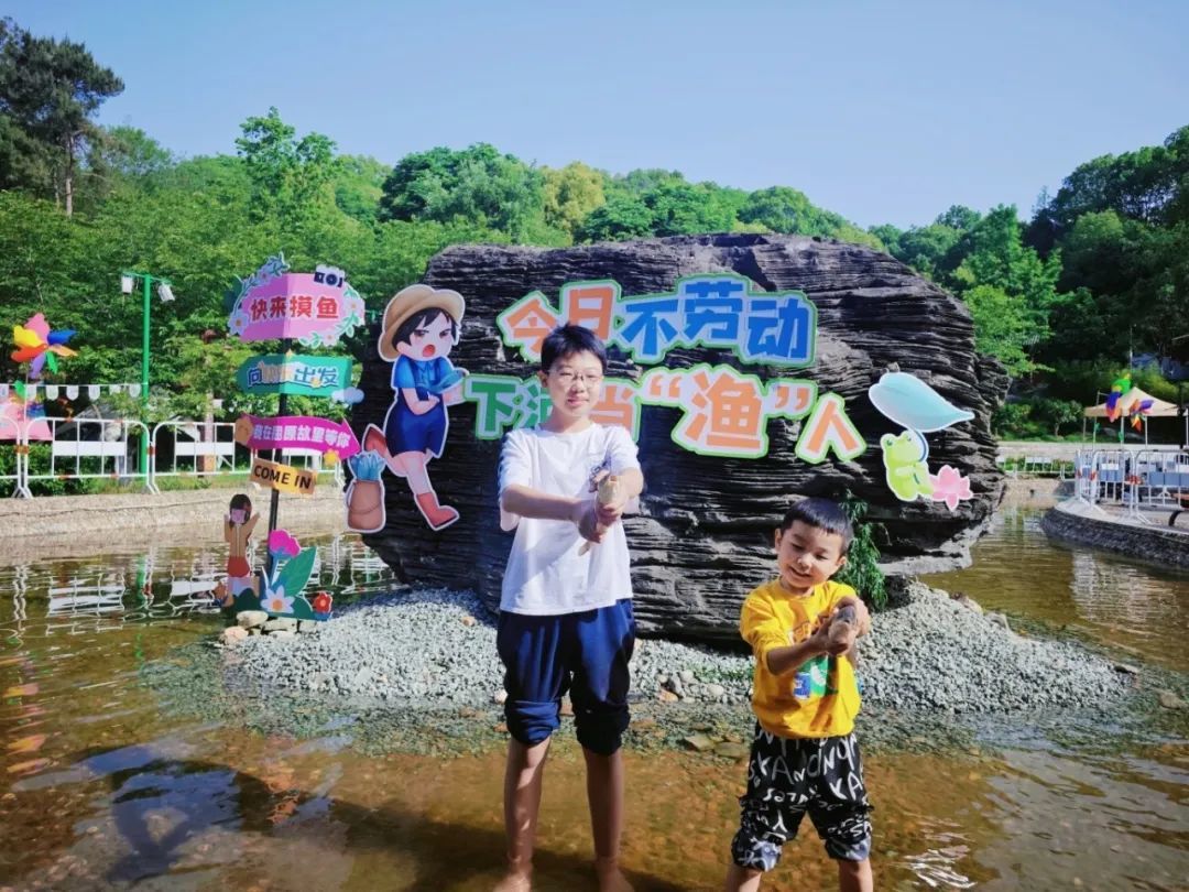 5月1日 湖北省600余家A级旅游景区接待人次334.31万人次