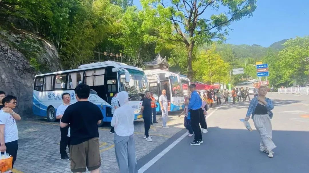 5月1日 湖北省600余家A级旅游景区接待人次334.31万人次