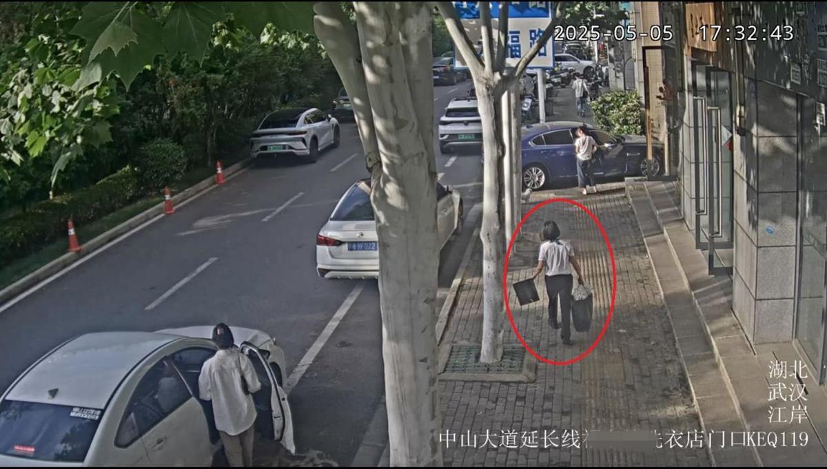 价值万余元的3双名牌鞋被当作垃圾扔了！民警连夜追查帮忙找回