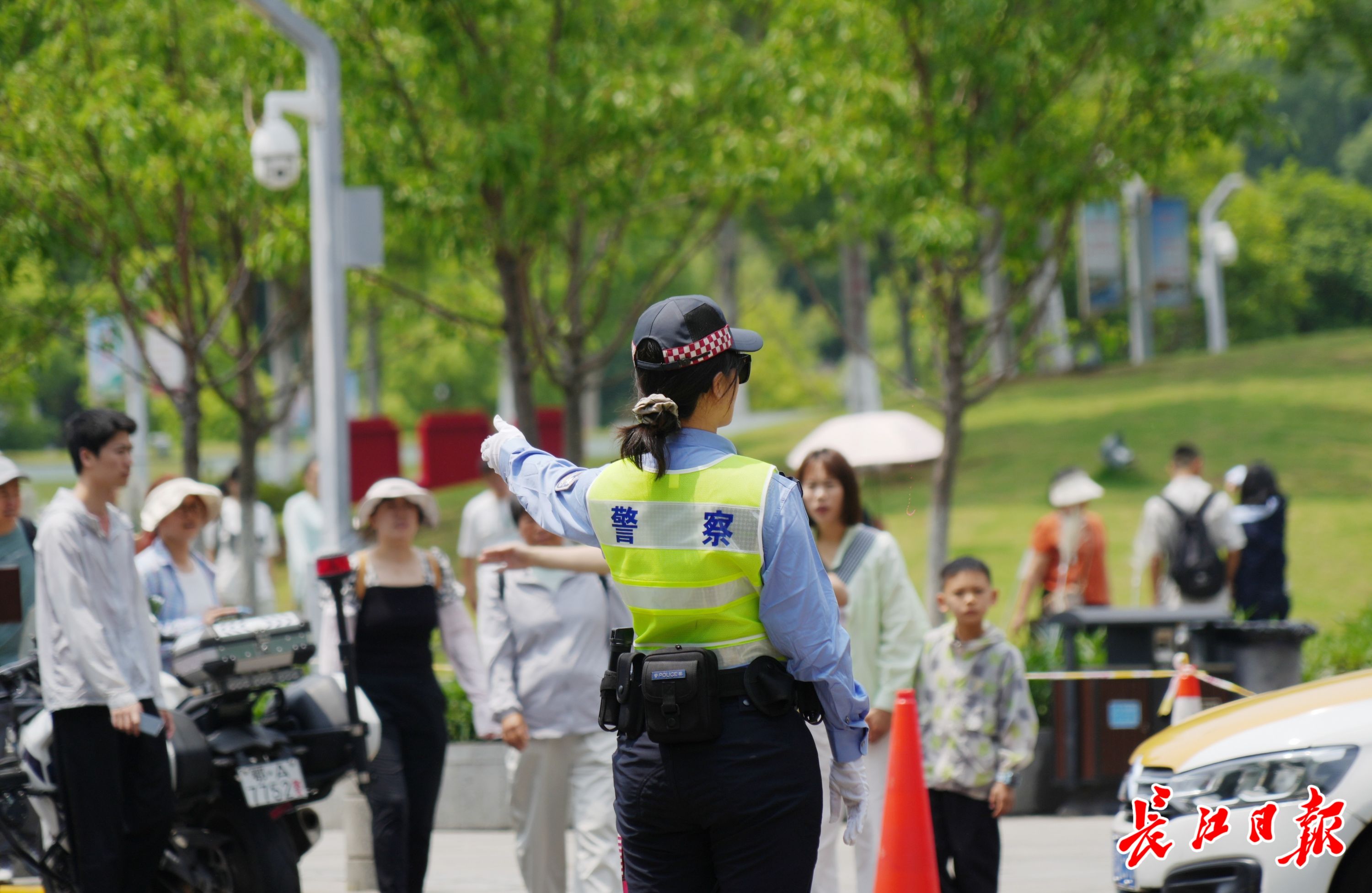 湖光跃动处，181.8万游客在东湖与城市共呼吸