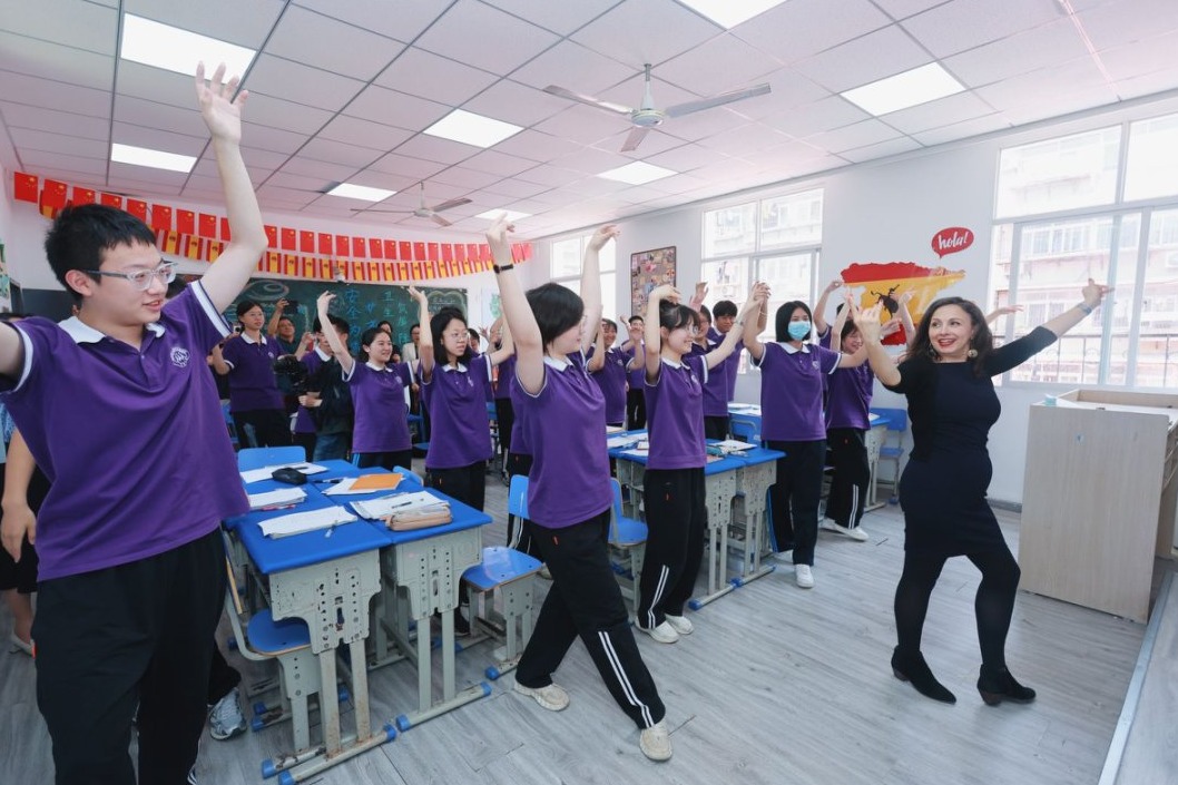 西班牙教育参赞连续两年访汉，推进AI教学应用合作