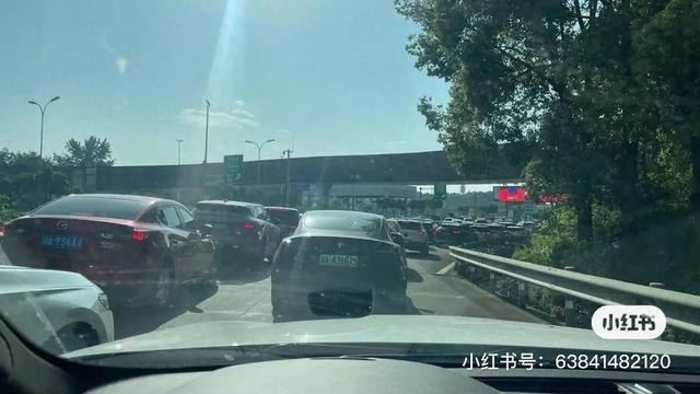 成都ETC整体失效致绕城高速堵死？12122回应